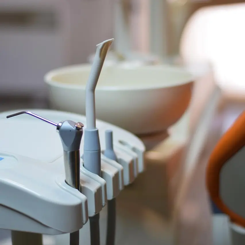 פרוטזות ותותבות